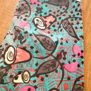 Womans Lularoe Leggings